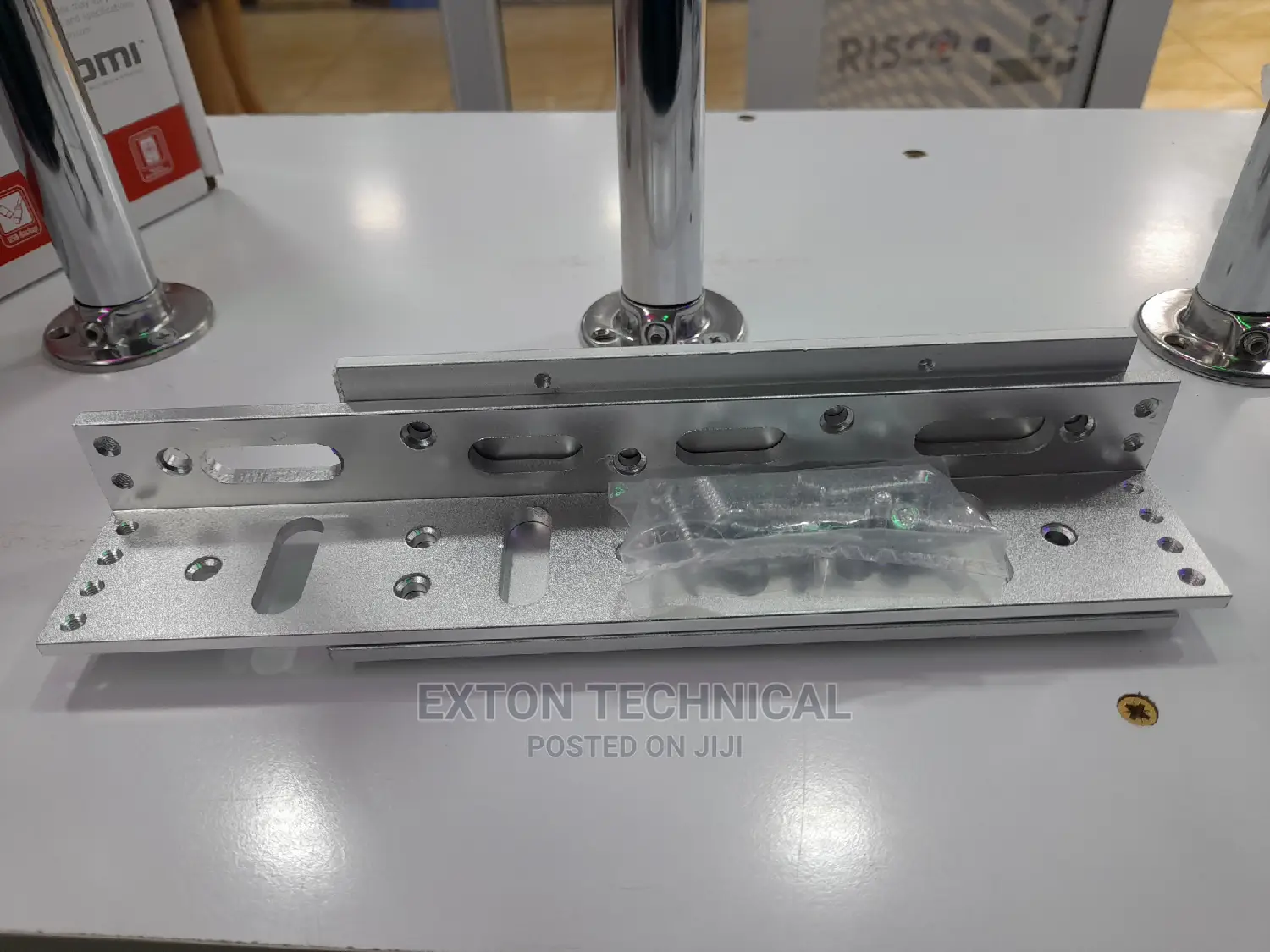 ZL Bracket for Magnetic Lock