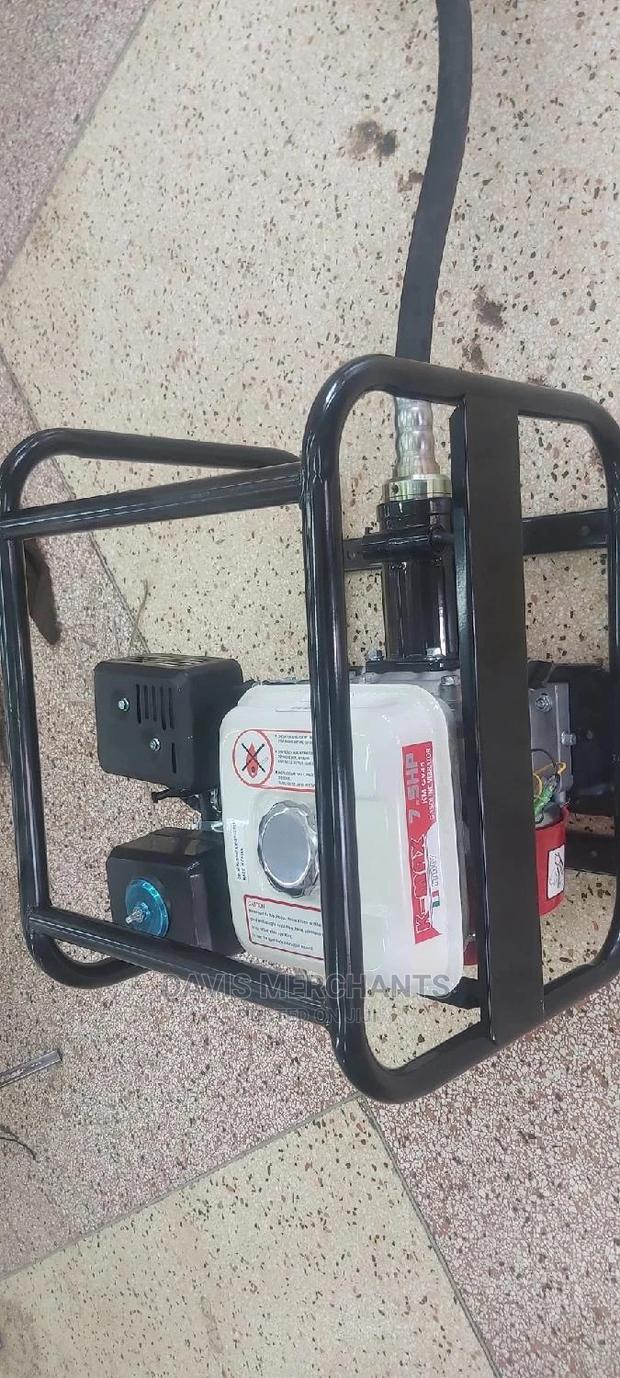 Concrete Vibrator 7.5 HP With 45 Mm Poker - main view