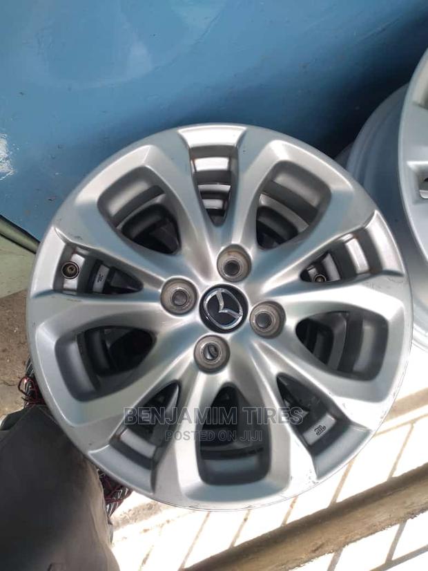 Original Rims Set Sizes 15 Inch for Mazda.
