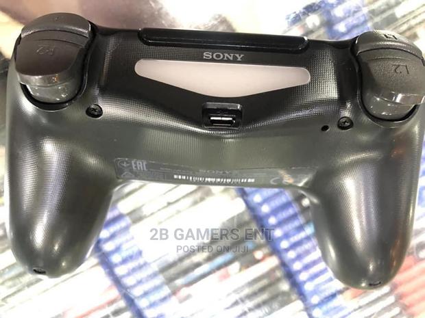 Chipped Slim Ps4, Fiffa22 - thumbnail 7