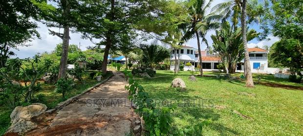 Holiday Villa's Mtwapa Creekside - thumbnail 9