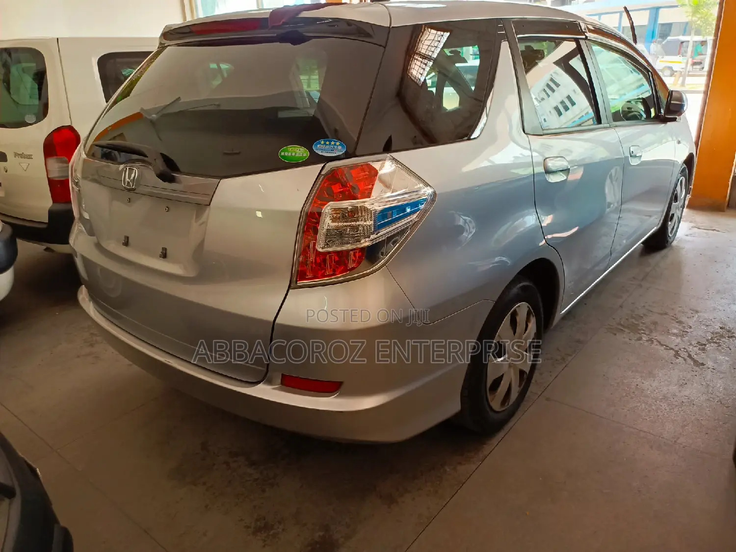 Honda Fit Shuttle 1.5 2WD 2014 Silver