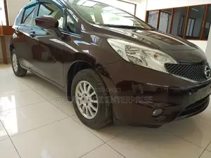 Nissan Note SV Premium 2014 Brown