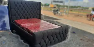 5/6 Bed/ Tufted Bed