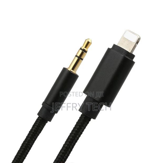 Lightning to 3.5mm Audio Cable Male AUX Stereo Wire Adapter - thumbnail 3