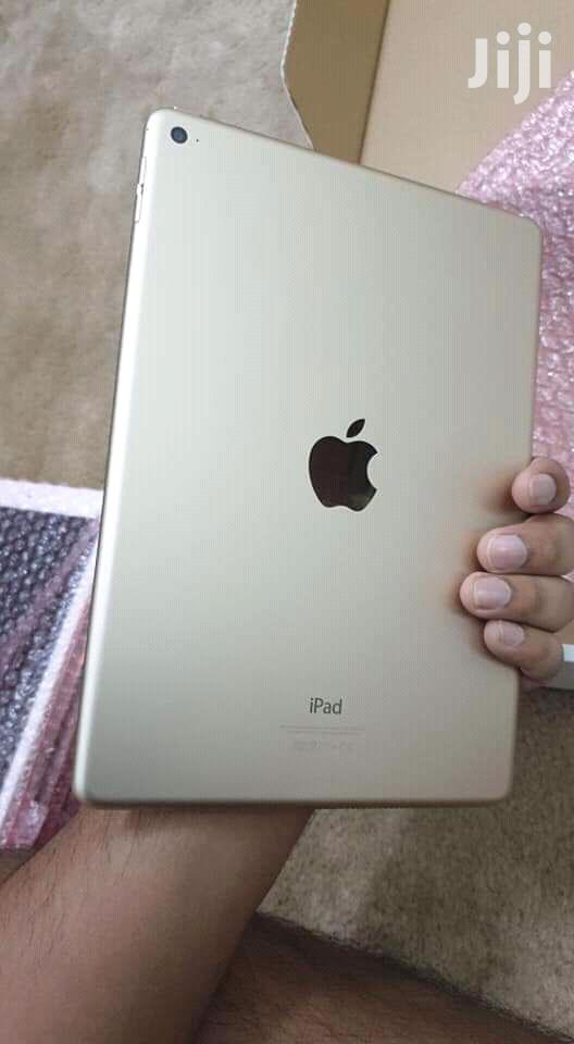 Apple iPad Air 32 GB White - main view