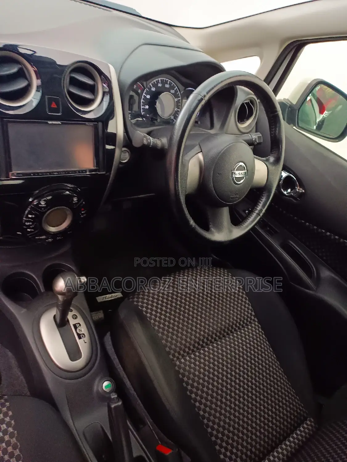 Nissan Note 2014 SV Premium White