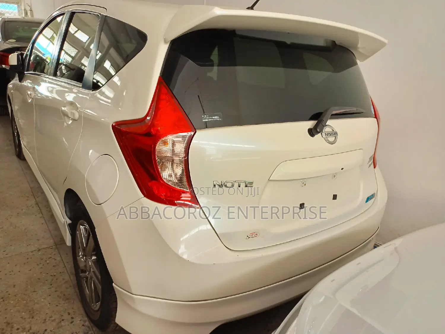 Nissan Note 2014 SV Premium White