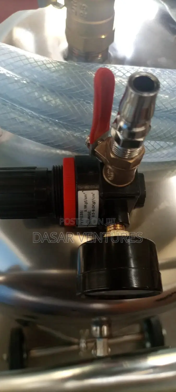Foam Spraying Machine