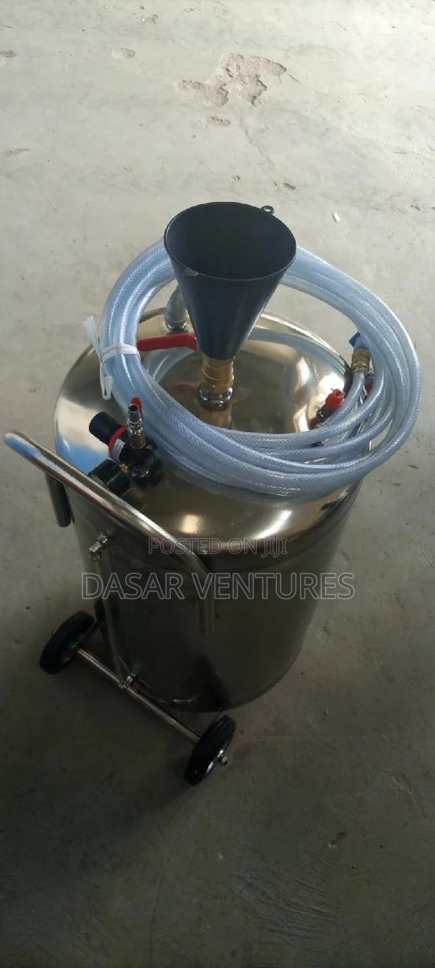 Foam Spraying Machine - main view