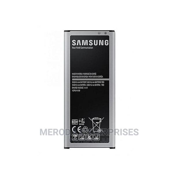 Samsung Galaxy Note 4 Battery - Black - main view