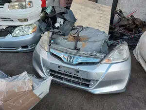 Honda Fit 2012 Nosecut Non Xenon