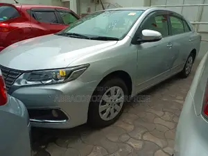 Toyota Premio 2016 1.8 AWD Silver