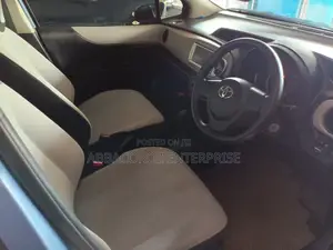 Toyota Vitz 2012 1.3 AWD 3dr Blue
