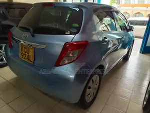 Toyota Vitz 2012 1.3 AWD 3dr Blue