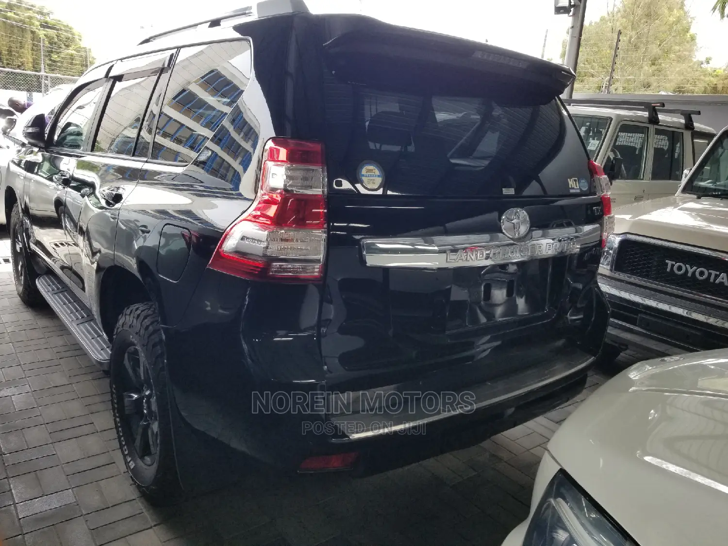 Toyota Land Cruiser Prado 2014 Black