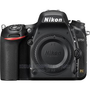 Nikon D750 - main view