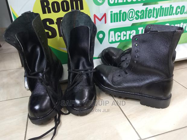 Breathable Black Leather Duty Boots - main view