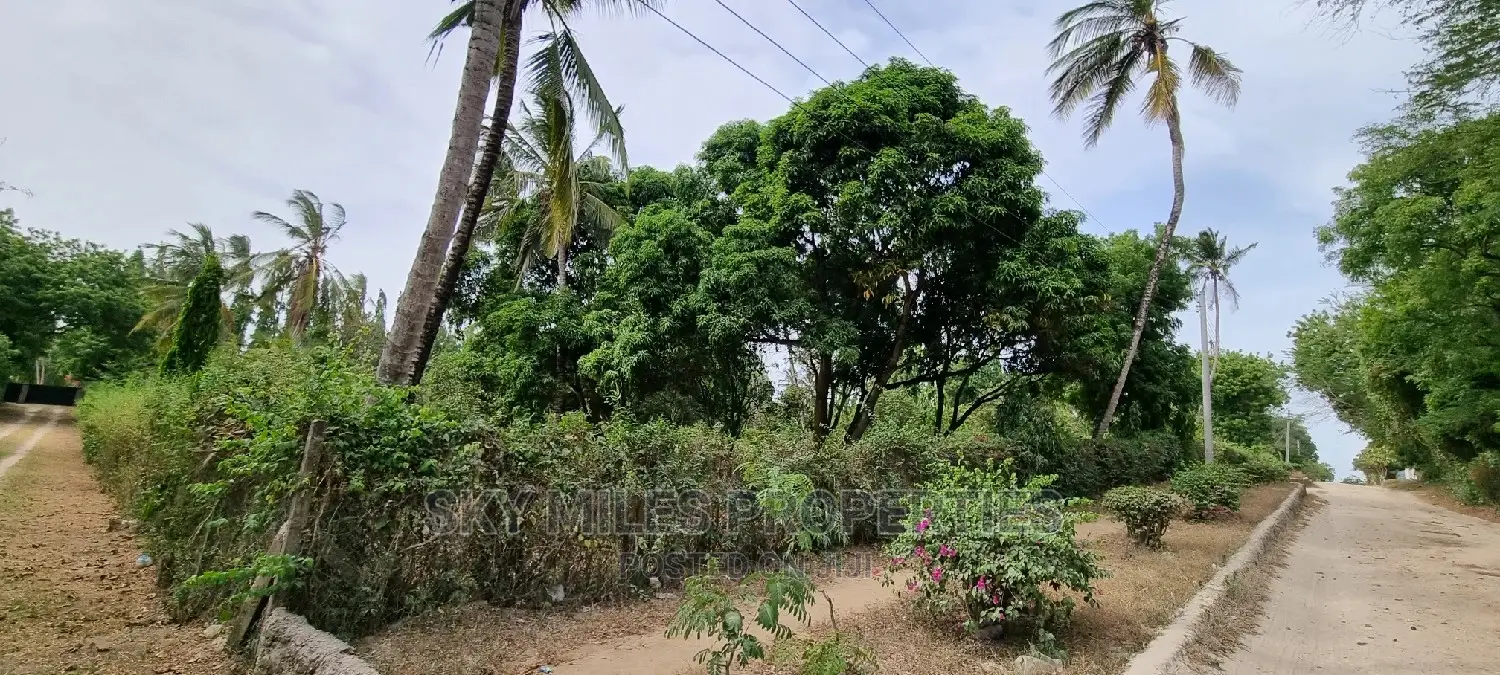 Prime 1 Acre on Sale at Mtwapa Animo Area.
