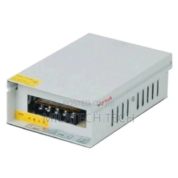 Power Supply Adapter For CCTV Camera 5 AMPS AC Input 100 240vac