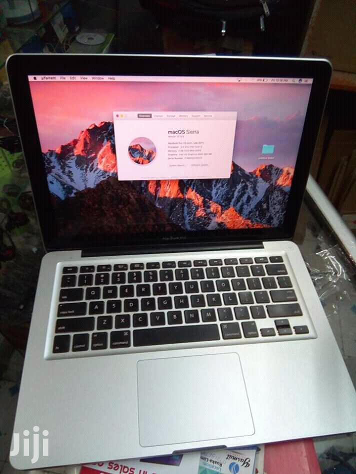 Laptop Apple MacBook Pro 4GB Intel Core i5 HDD 500GB