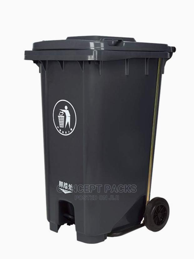 100ltr Heavy Duty Garbage Bin With Pedal Wheels