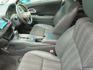 Honda Vezel 2015 1.5 2WD Silver