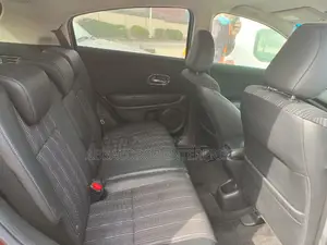 Honda Vezel 2015 1.5 2WD Silver
