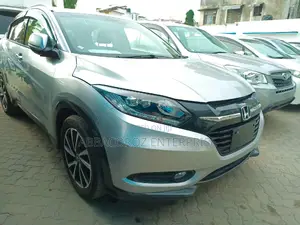 Honda Vezel 2015 1.5 2WD Silver