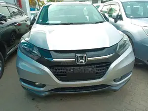 Honda Vezel 2015 1.5 2WD Silver