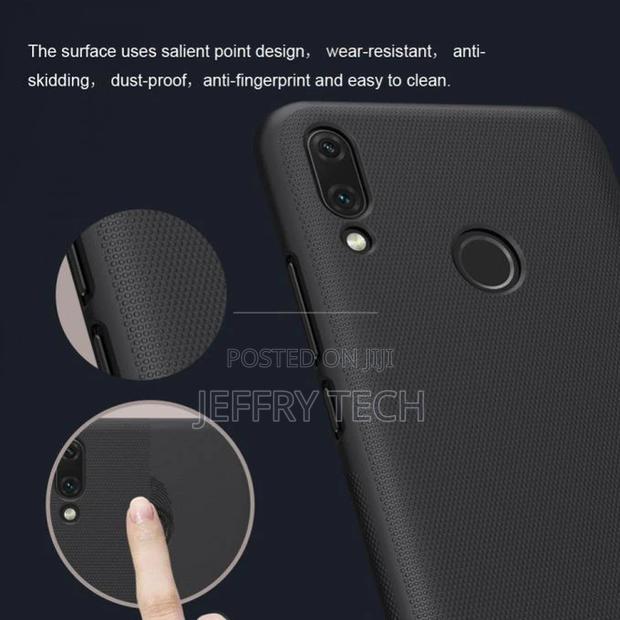 Nillkin Super-Frosted-Shield-Executive Case for Huawei P30 L