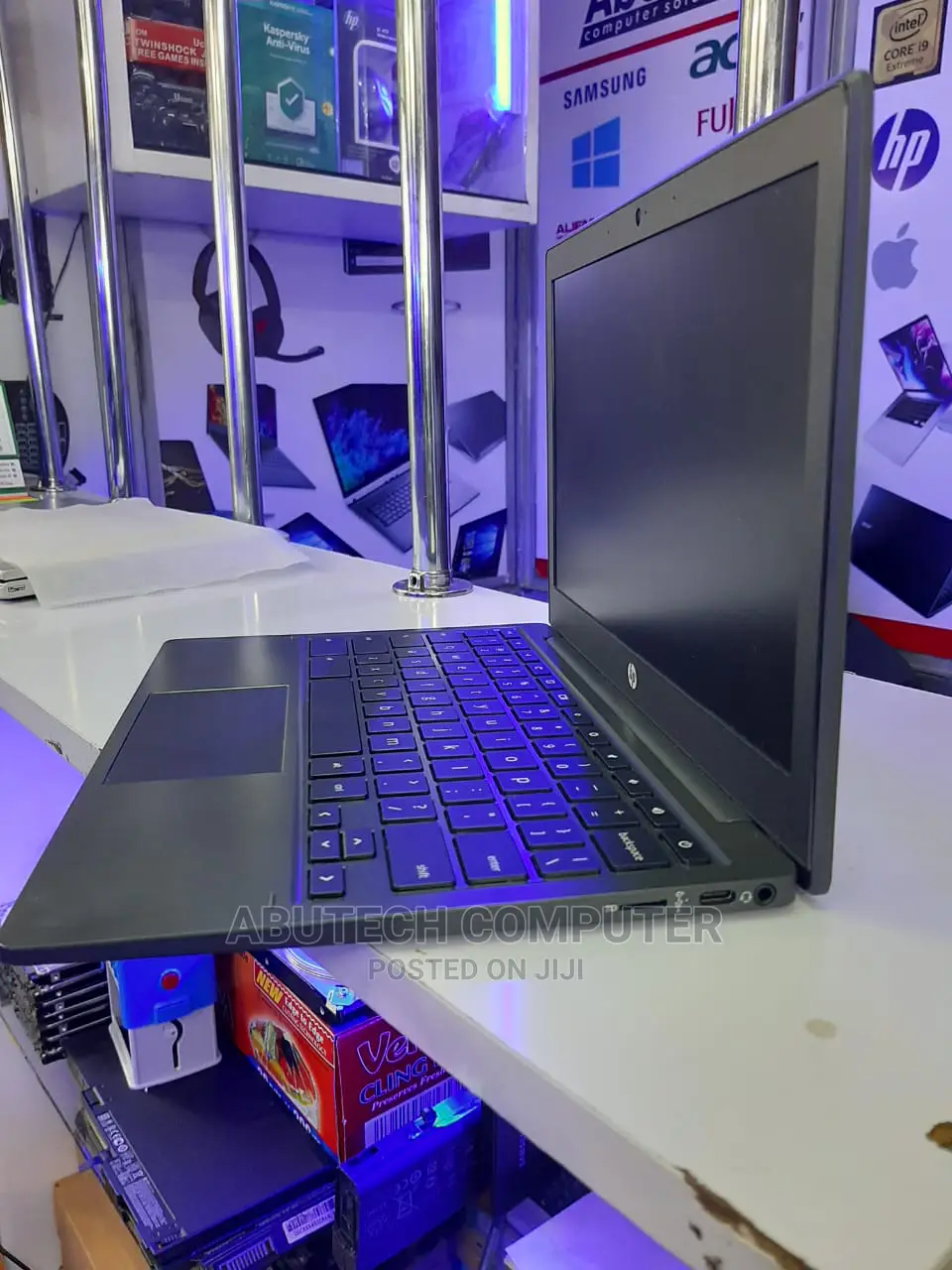 New Laptop HP Chromebook 4GB Intel Celeron SSD 128GB