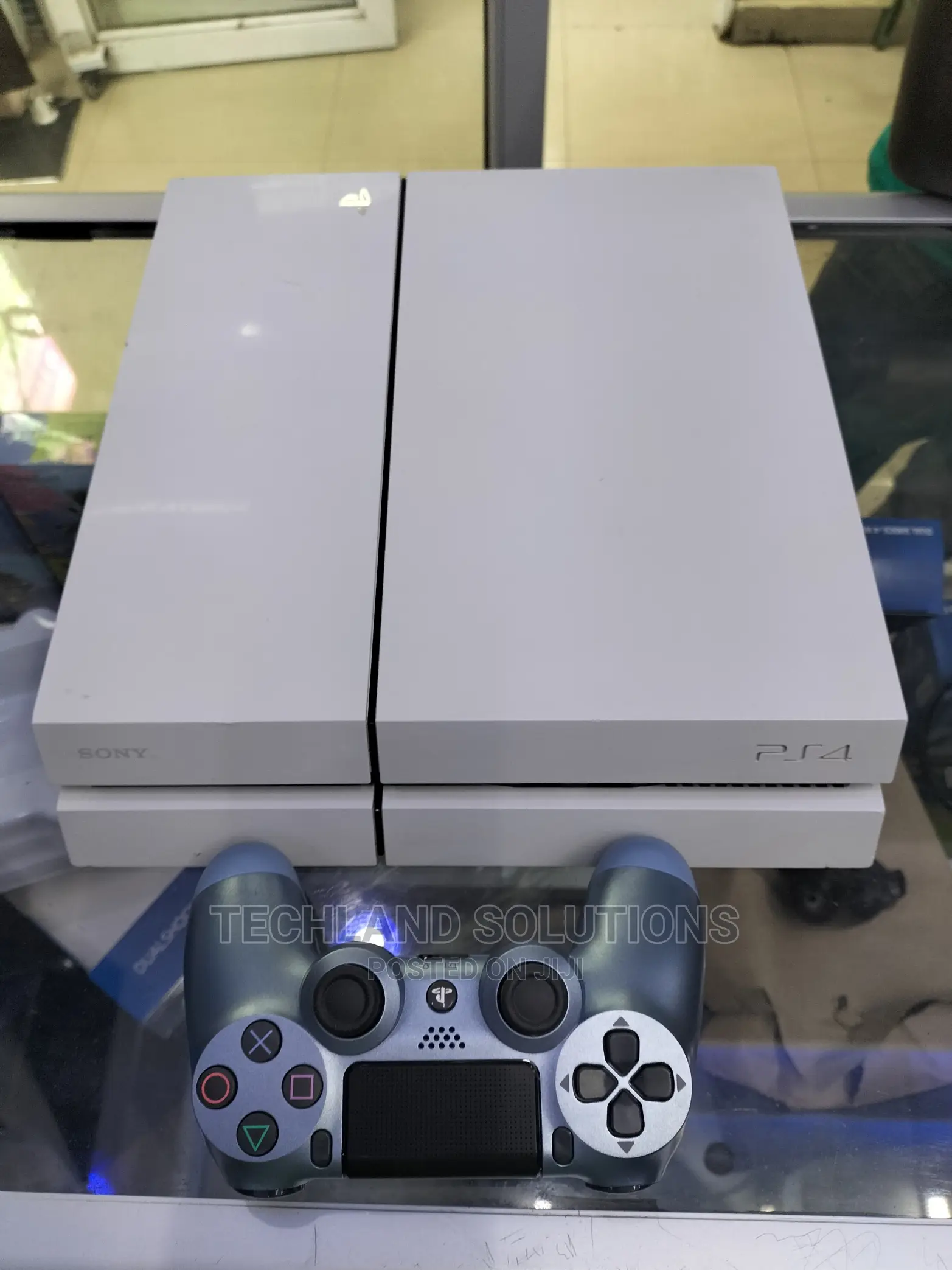 SONY Playstation 4 Chipped With 10 Games