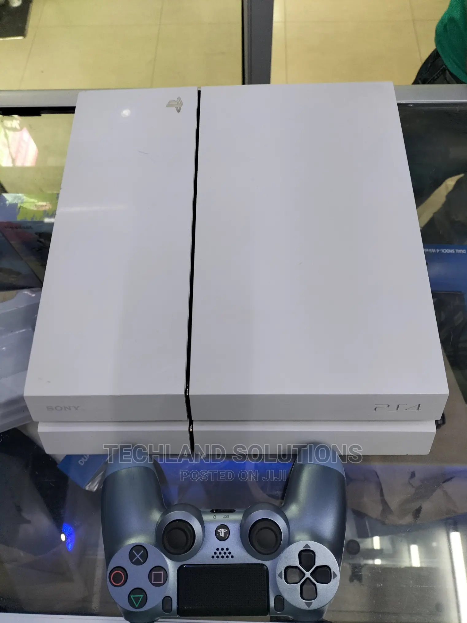 SONY Playstation 4 Chipped With 10 Games