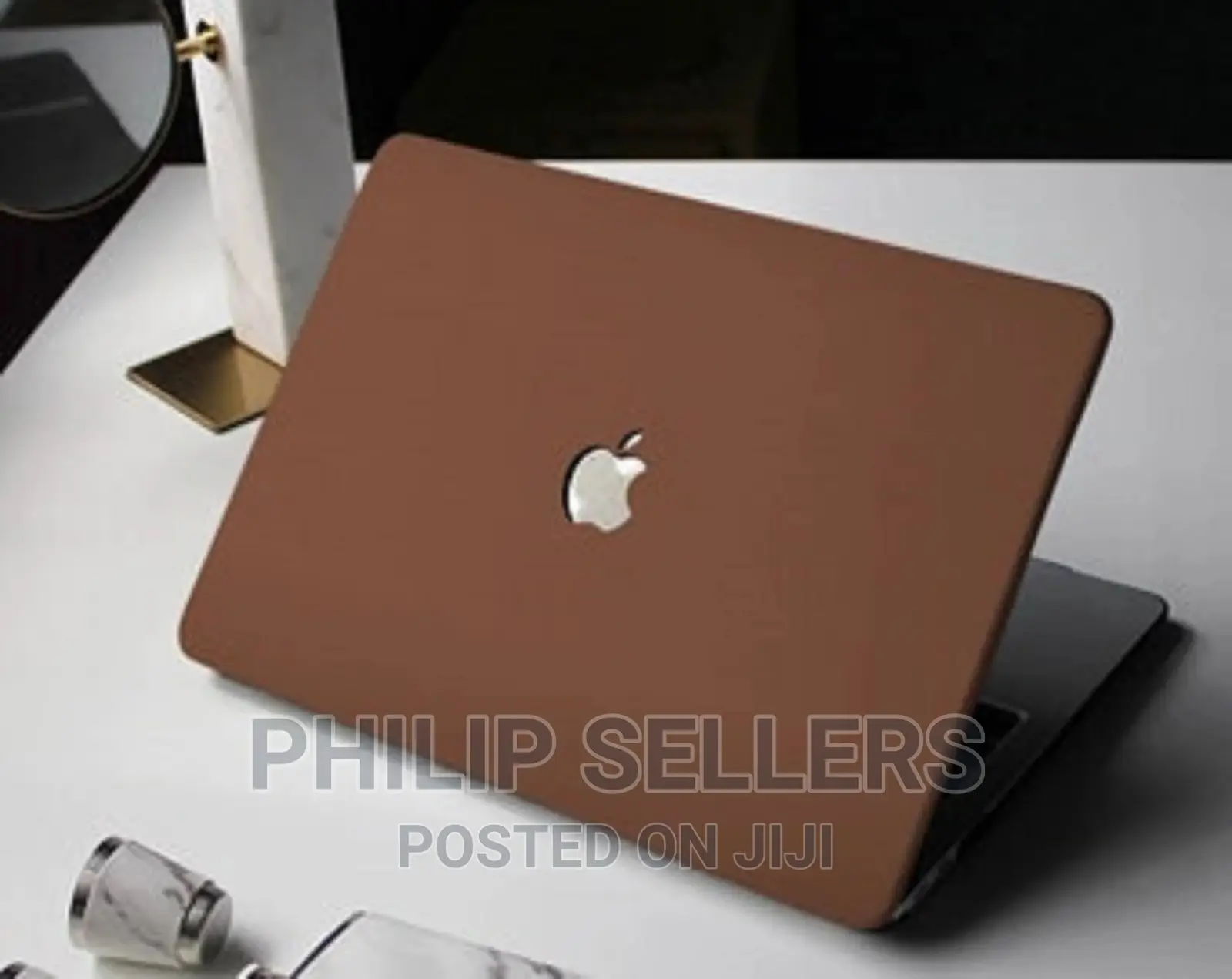 Hard Case, Snap-On Material: Hard Plastic