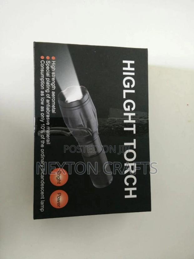 High-Powered Highlight Torch Light