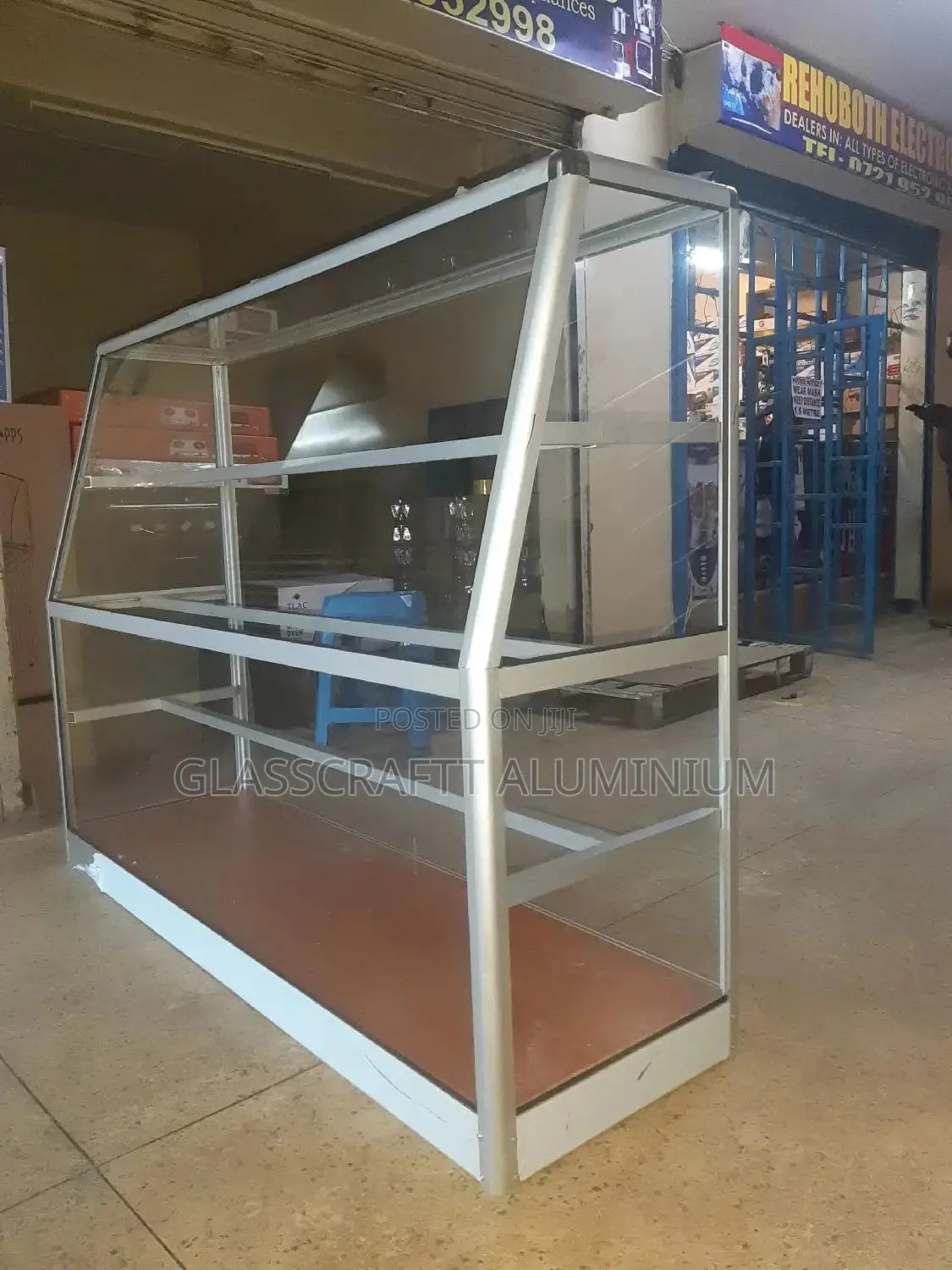 Tilted Aluminium Display