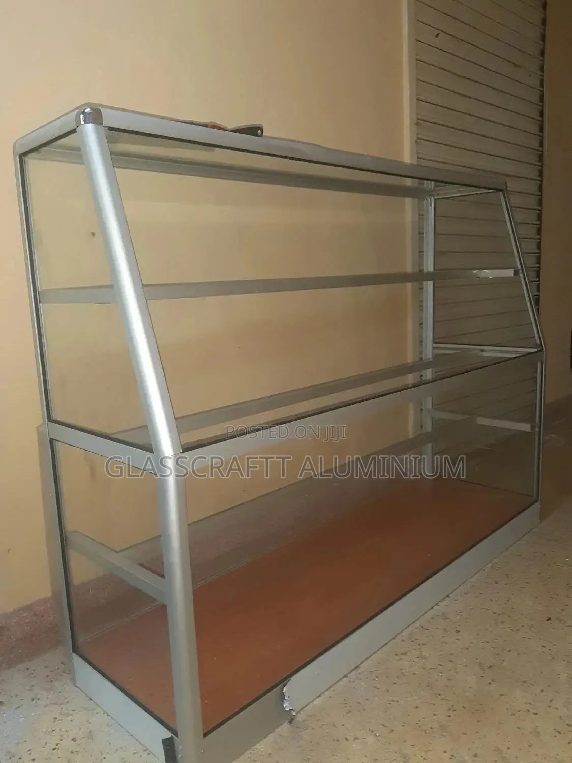 Tilted Aluminium Display