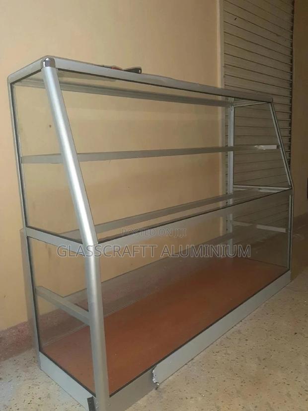Tilted Aluminium Display - thumbnail 6