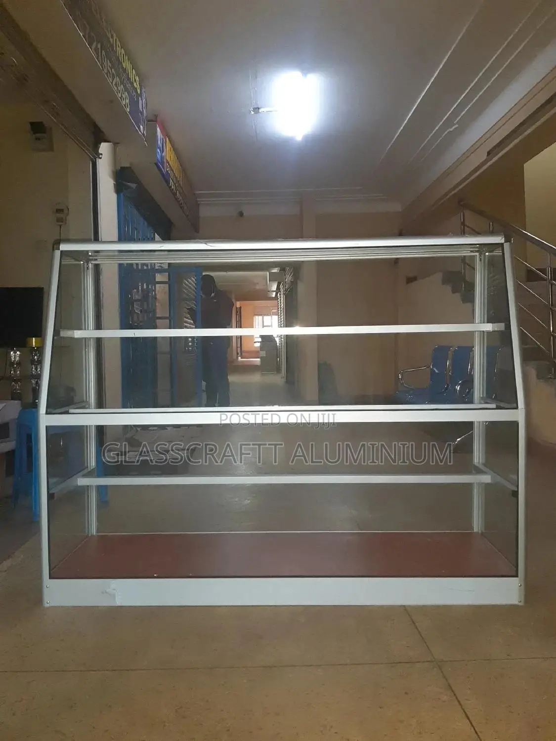 Top Bent Aluminium Desplay