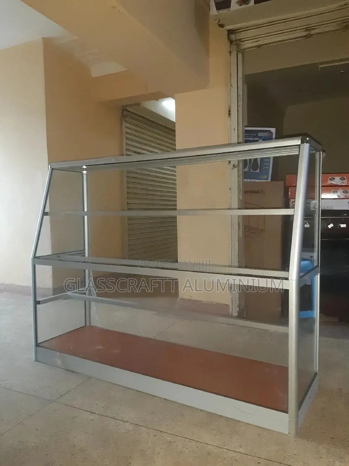 Top Bent Aluminium Desplay
