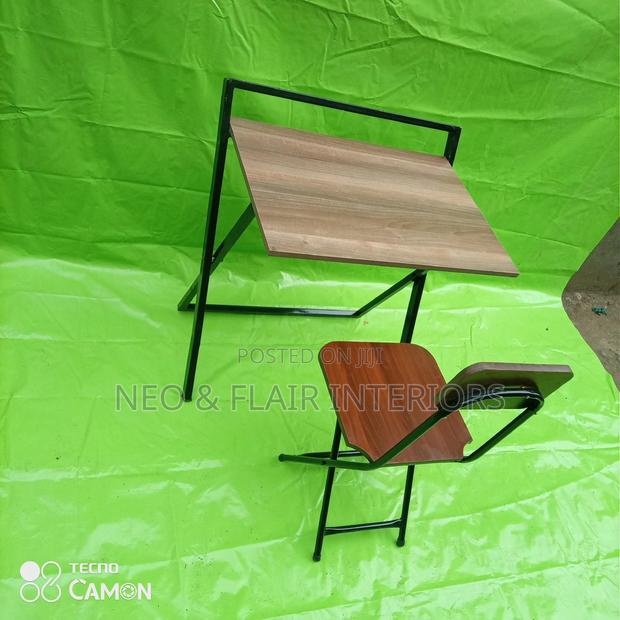 Quality Table and Chair - thumbnail 3