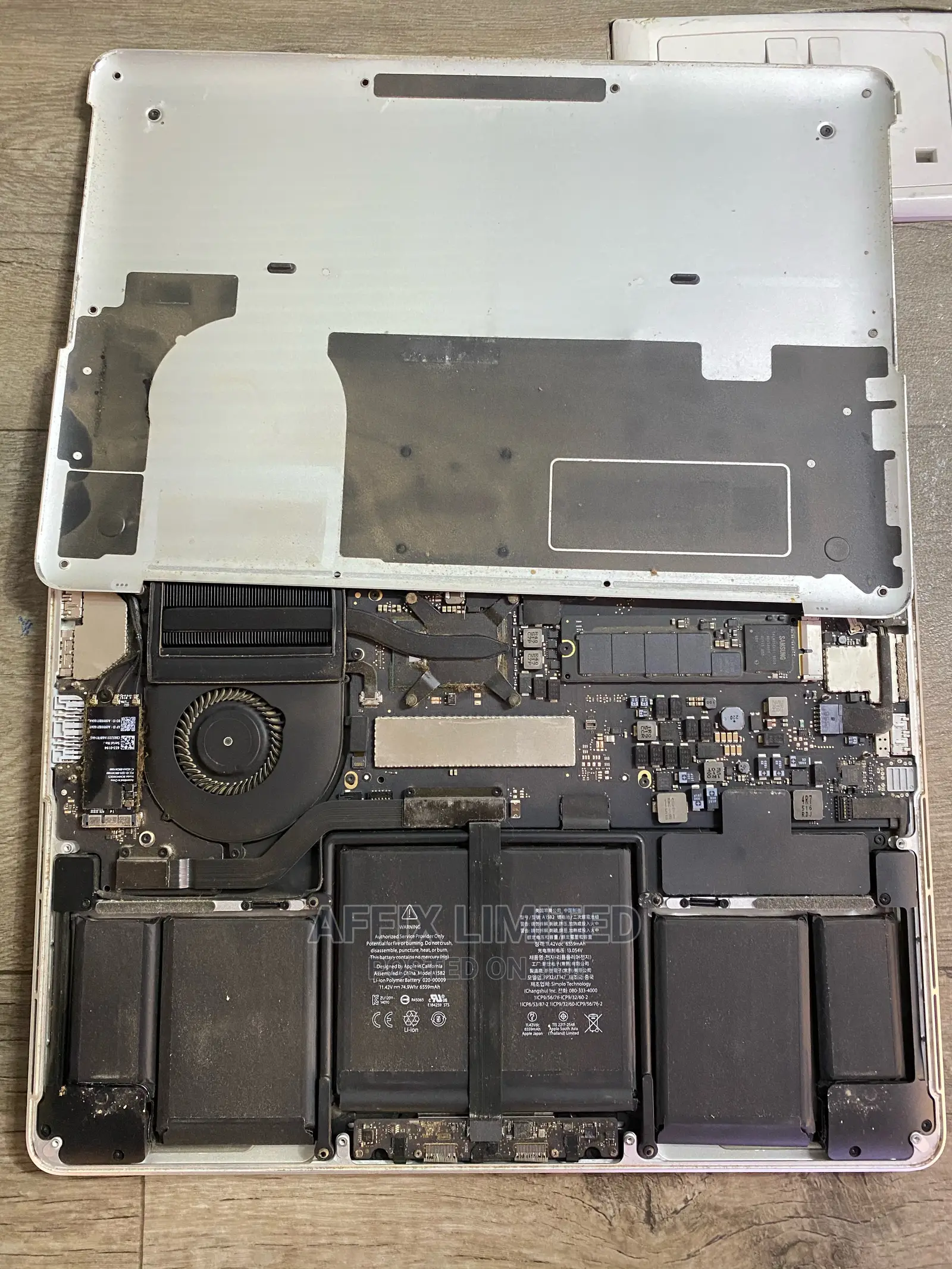 Macbook Servicing and Repairs
