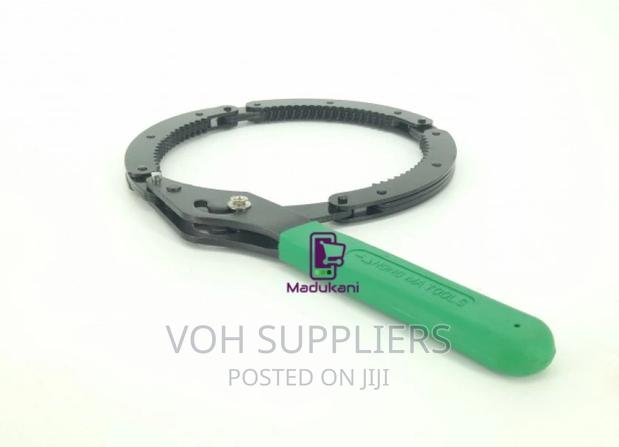 120mm Non-Slip Adjustable Handcuff Style Universal Oil Filte