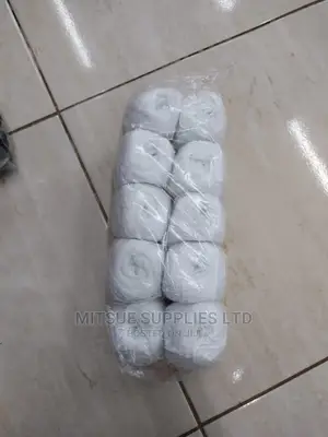 10 Robin Knitting Yarn- Small Code 1001