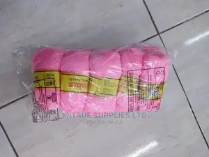 10 Small Robin Knitting/Crochet Yarn