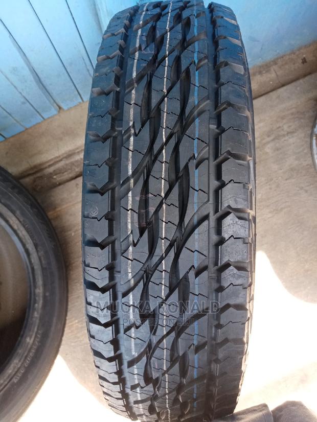 225/70r17 Bridgestone Tyre (Dueler A/T - main view