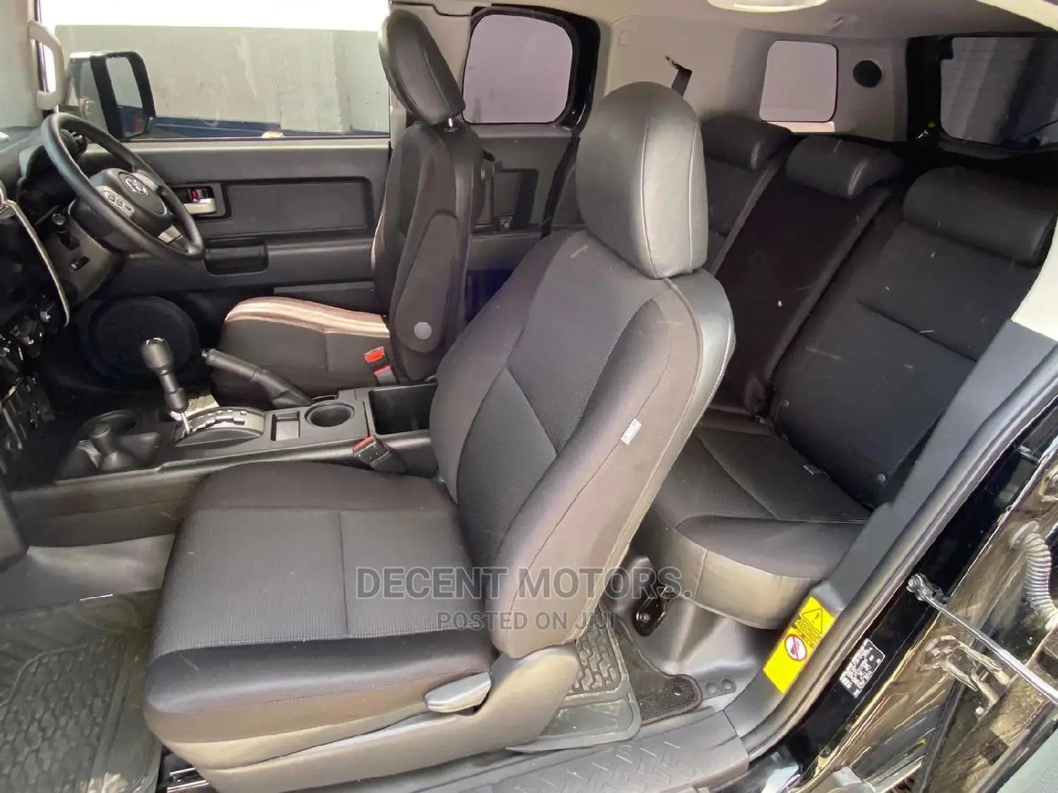Toyota FJ Cruiser 2015 Black