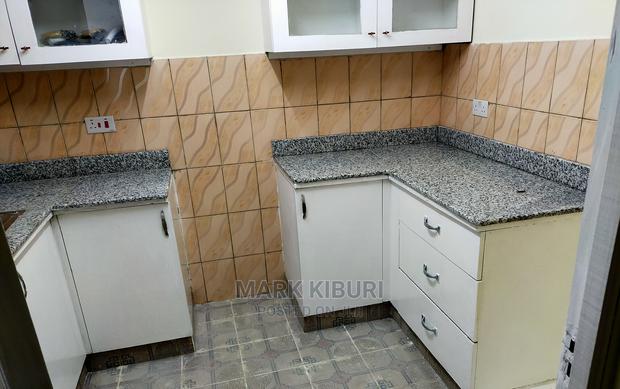 Granite (Black N White} - thumbnail 5