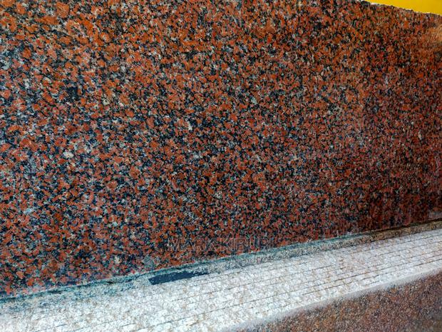 Red Granite - thumbnail 3